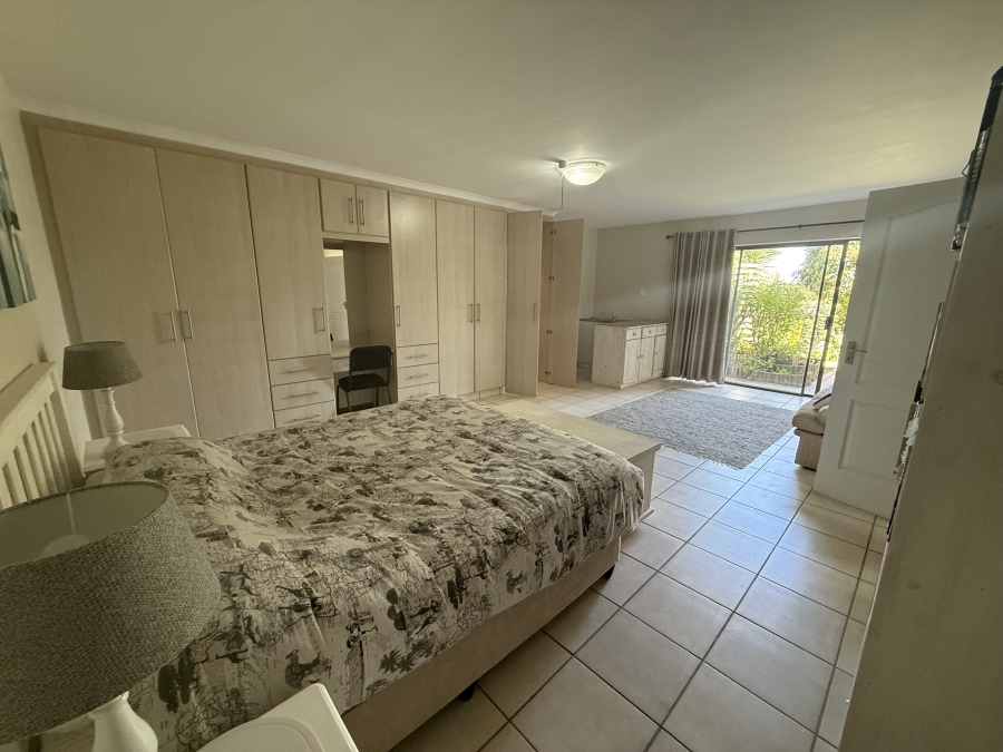 4 Bedroom Property for Sale in Monte Christo Western Cape